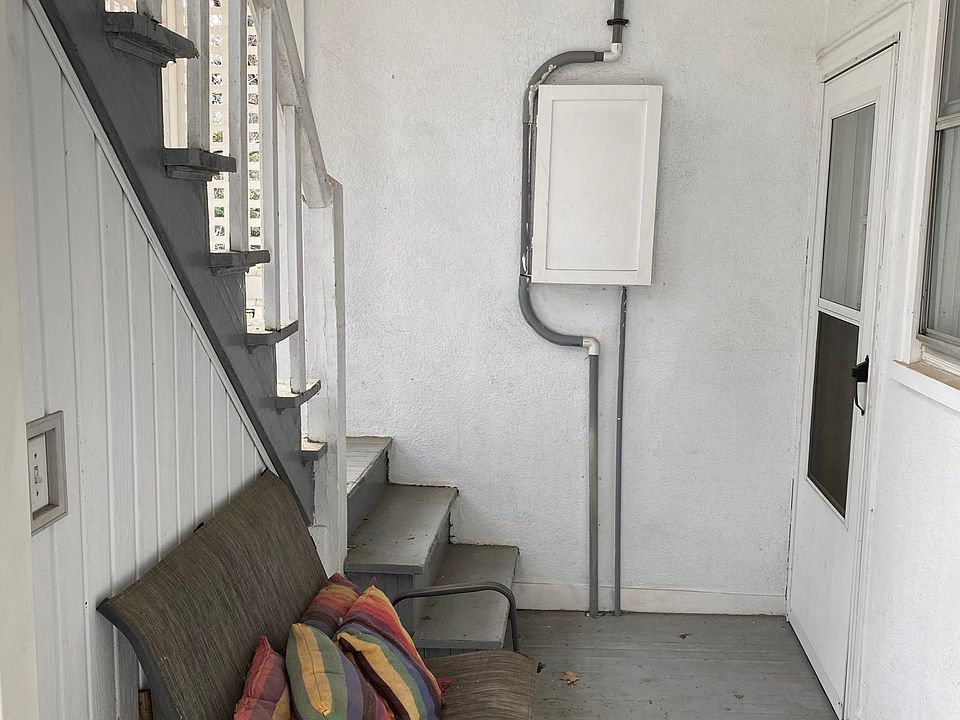 Bottom apartments