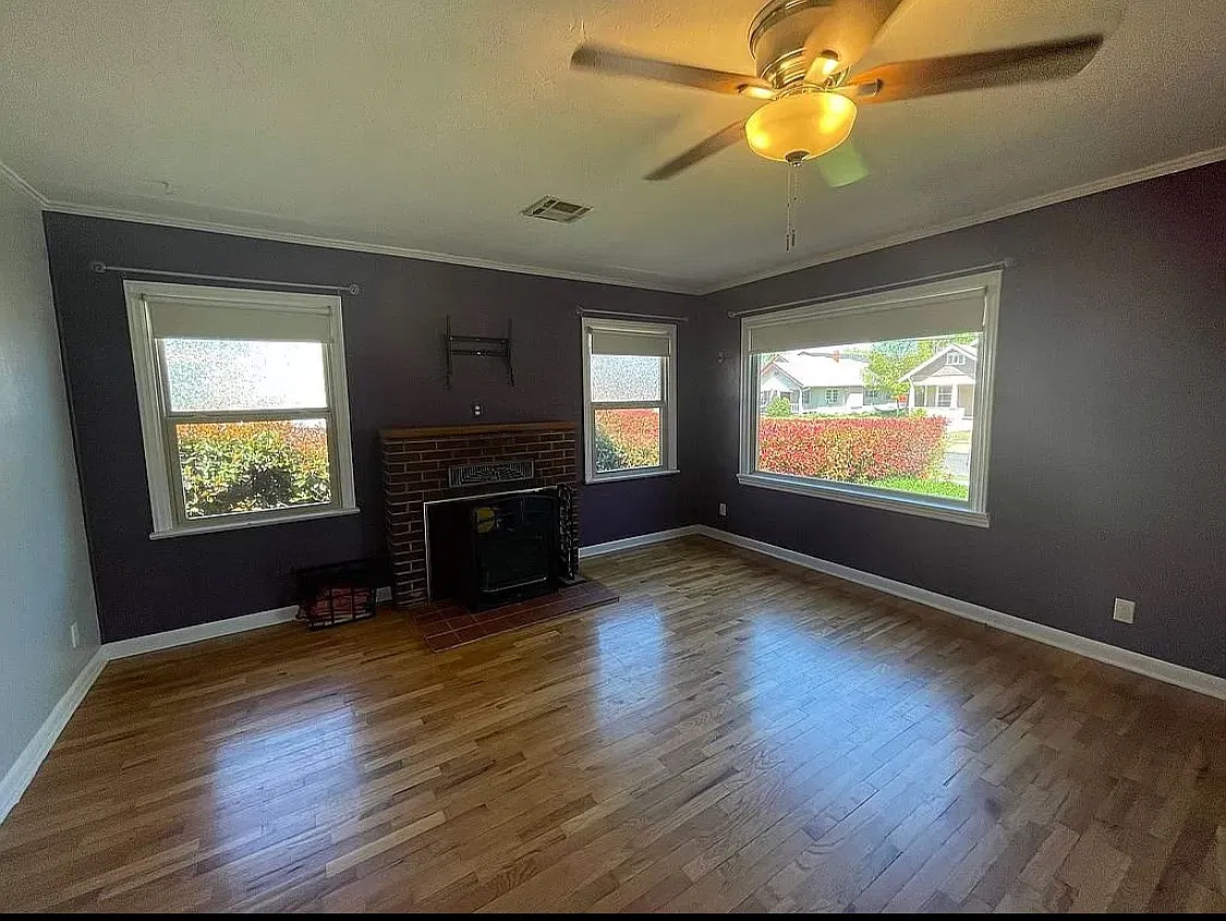 701 Dakota Avenue - 1 — Photo 2
