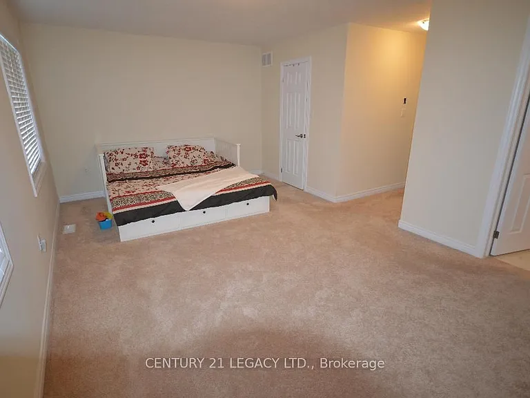 420 Linden Dr #2 — Photo 12