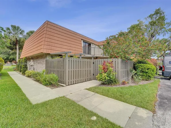 11100 SW 15th Mnr, Fort Lauderdale, FL 33324