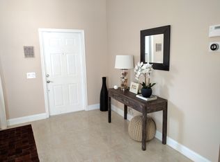 1100 Chinaberry Dr, Fort Lauderdale, FL 33327