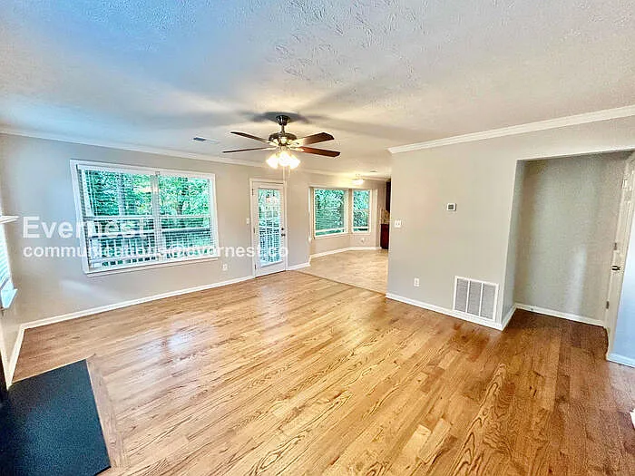 655 S Preston Ct — Photo 7