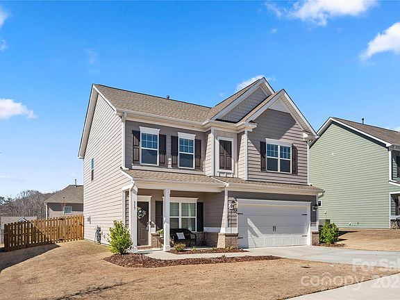 5th image of 317 Ox Bow Cir