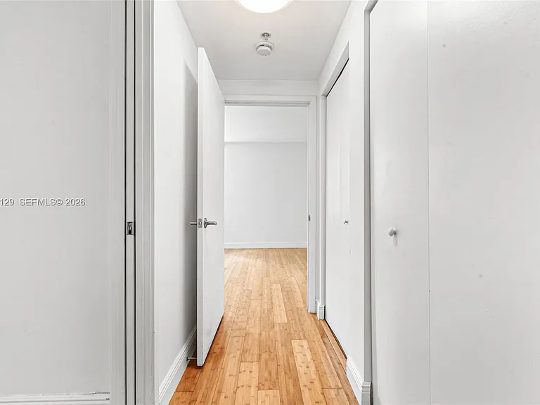 335 S Biscayne Blvd #908 — Photo 24