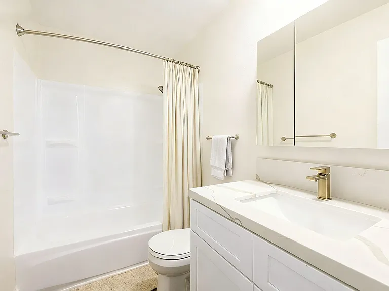 MC 6861 Sepulveda Properties, LLC — Photo 11