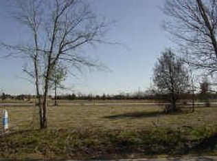 2909 Mandale Rd, Friendswood, TX 77546