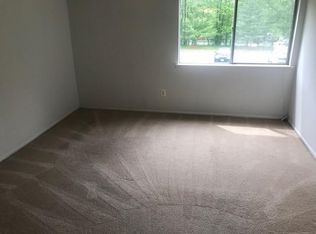 10251 Prince Pl APT 106, Upper Marlboro, MD 20774