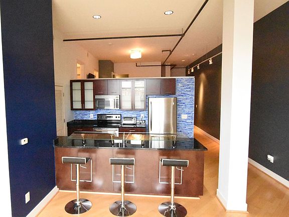 5th image of 1701 Kalorama Rd NW Unit 403