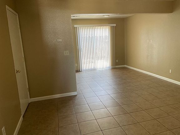3rd image of 402 S 2nd Ave #C