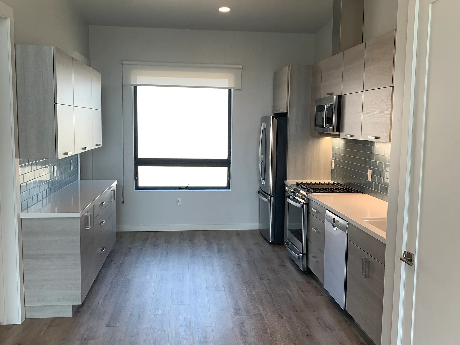1 bed, 750 sqft, $3,500 — Photo 2