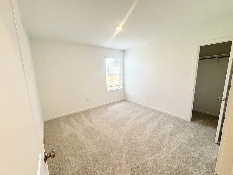 3612 Chambray Dr — Photo 34