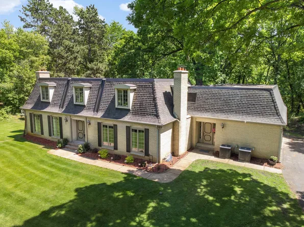 7413 99th Street Cir N, White Bear Lake, MN 55110