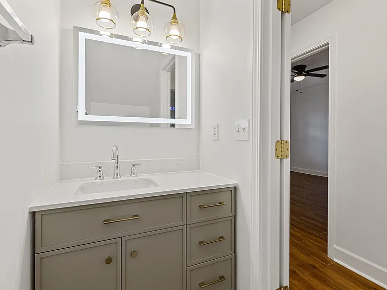 5150 Manerdale Dr SE — Photo 5