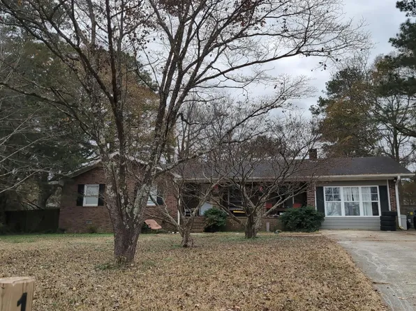 1710 Rosewood Dr, Griffin, GA 30223