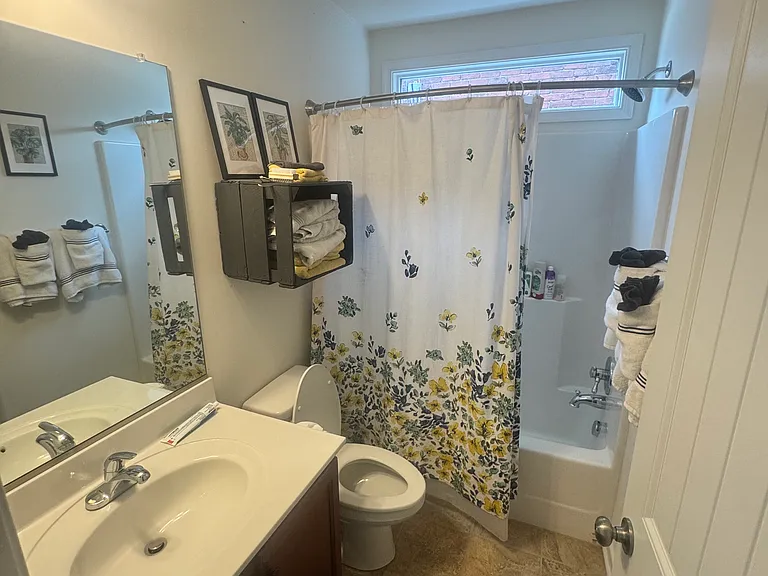 Full Bath #2 (Jack and Jill)