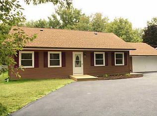 820 E River Rd, Rochester, NY 14623