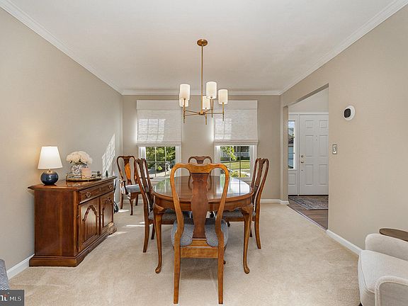 5th image of 2207 Grey Fox Ct