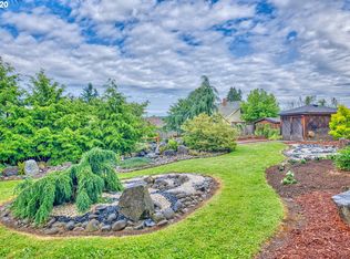 E Madison Ave, Cottage Grove, OR 97424