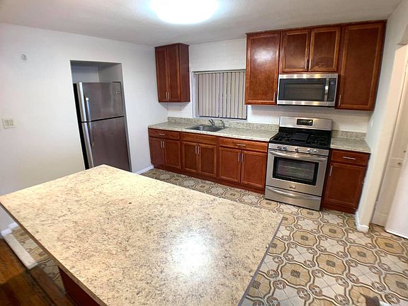 3rd image of 2070 E 57th St #2