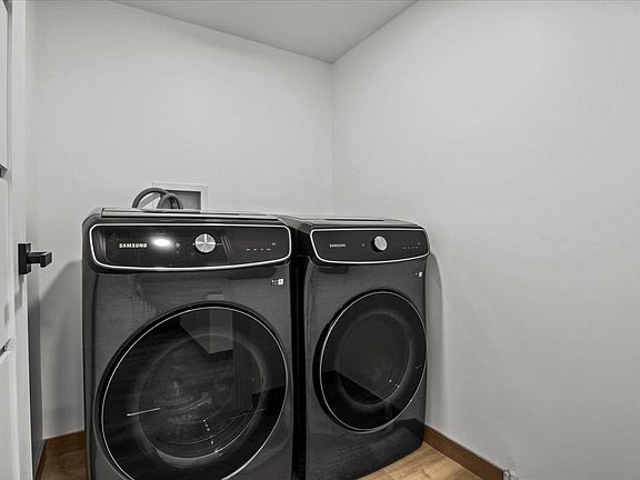4th image of 166 Beach 98th St APT 1
