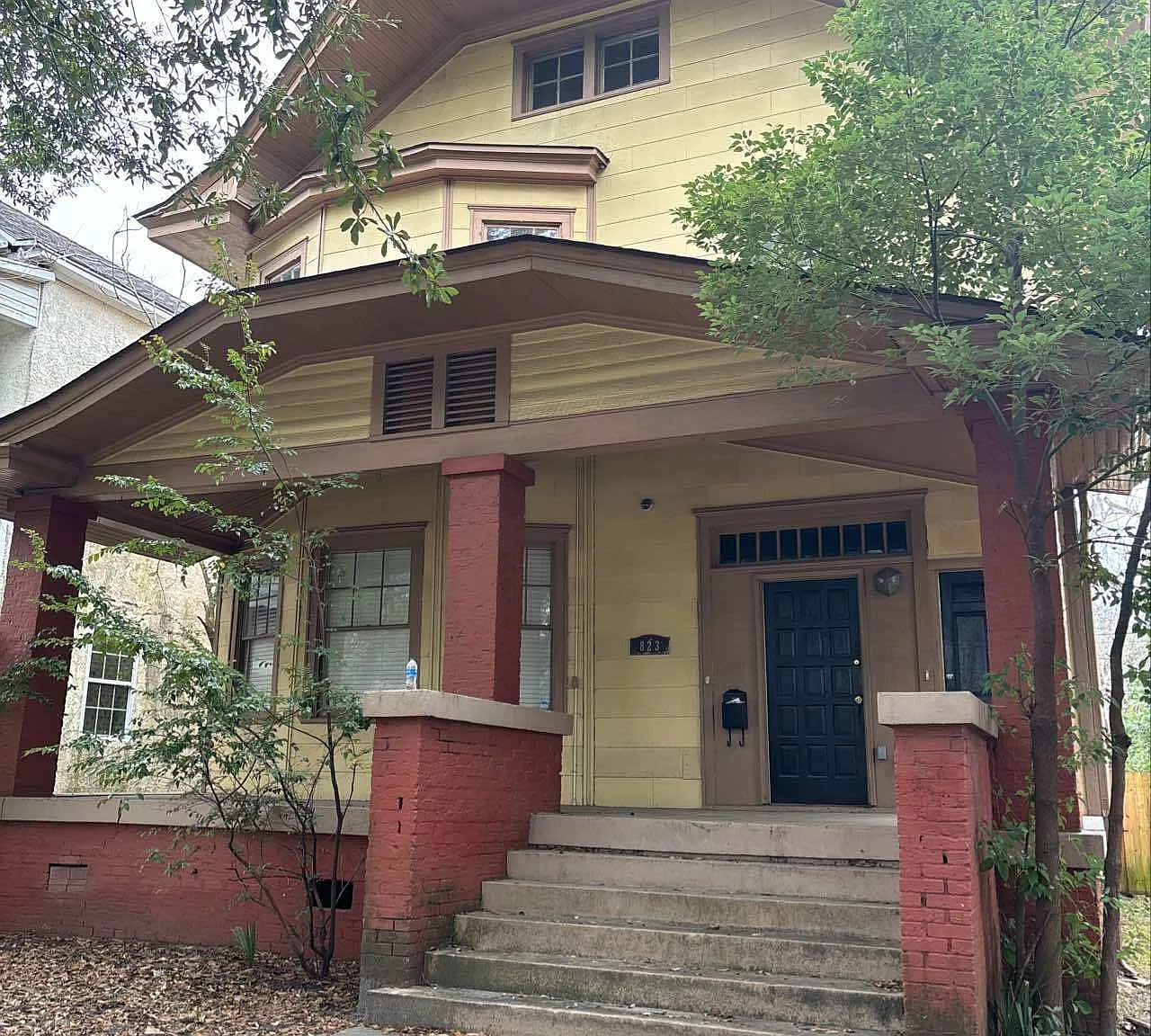 823 E Henry Street - Unit... — Photo 1