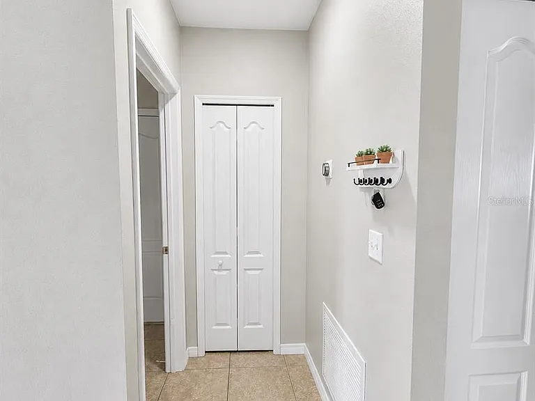 1851 Patriot Way — Photo 6