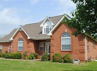 1787 Hartsville Pike, Gallatin, TN 37066