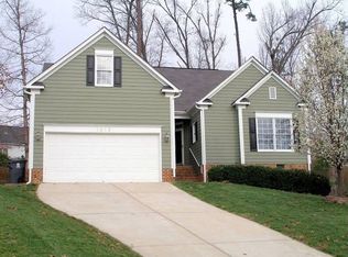 1015 Riverway Ln, Knightdale, NC 27545