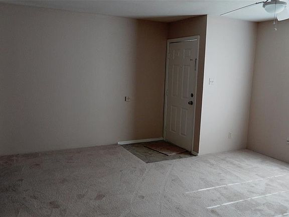 4th image of 220C Westward Ave #C