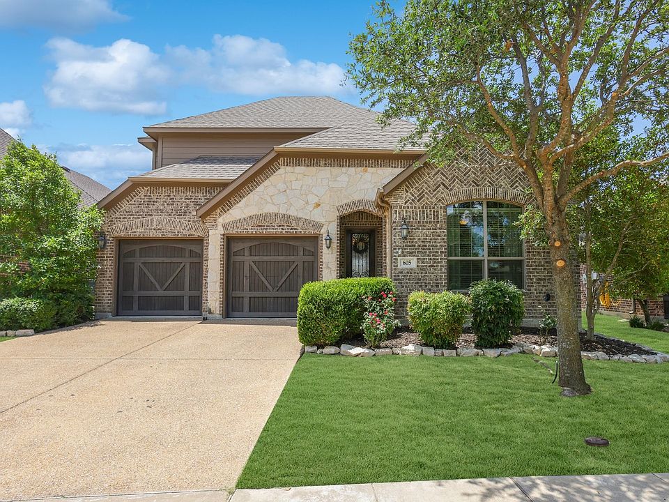 1st image of 605 Deverson Dr