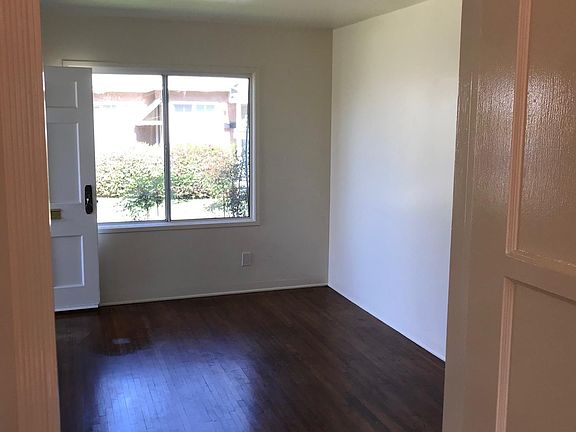 5th image of 247 Glover Ave #247