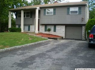 1090 Bay Ave, Toms River, NJ 08753