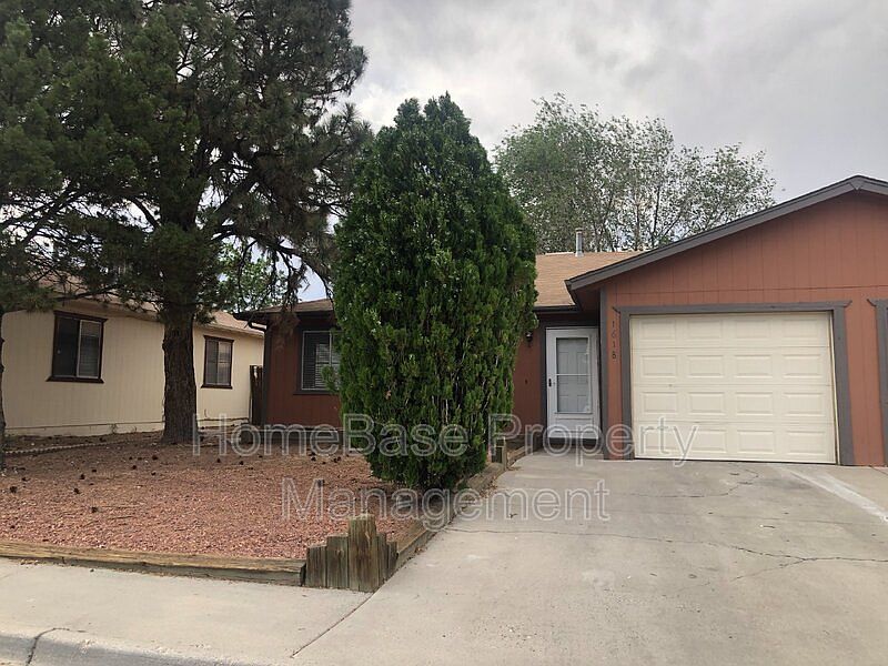 1st image of 1618 E 21st St