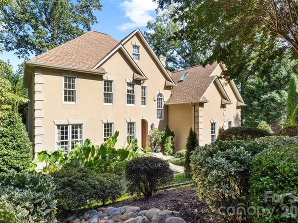 135 Ridgetop Rd, Mooresville, NC 28117