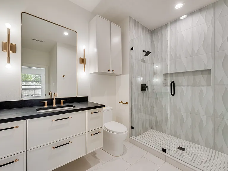 6411 Royal Ln — Photo 21