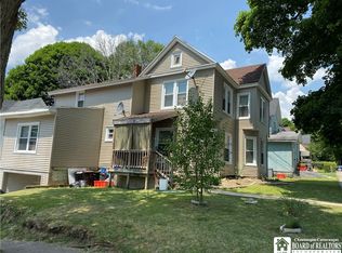 901 Prendergast Ave, Jamestown, NY 14701