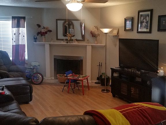 2nd image of 2626 N Northwest Dr