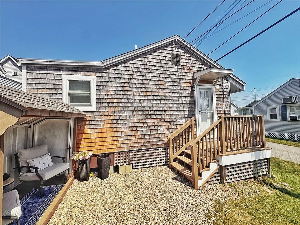 1st image of 854 Matunuck Beach Rd