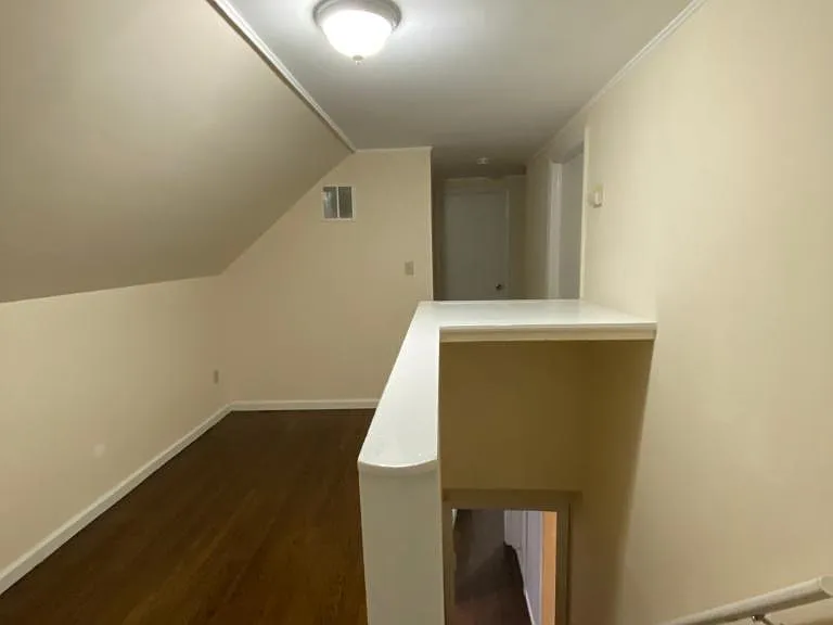 328 Jersey Ave — Photo 24