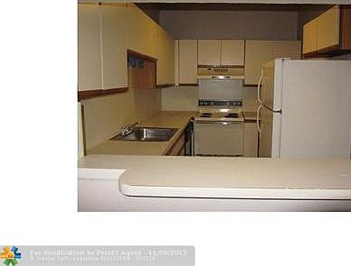 5th image of 10601 Royal Palm Blvd #1