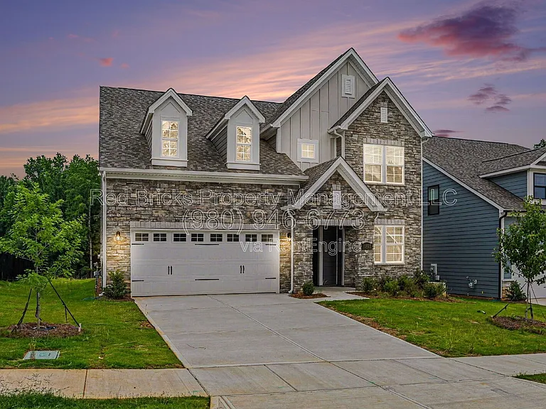 11026 Lochmere Rd — Photo 4