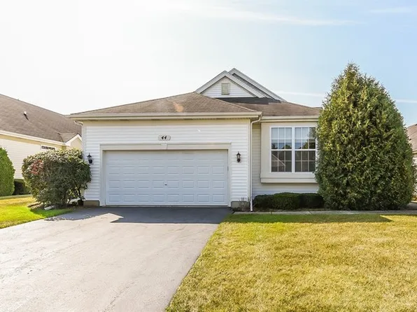 44 W Vandermeer Dr, Antioch, IL 60002