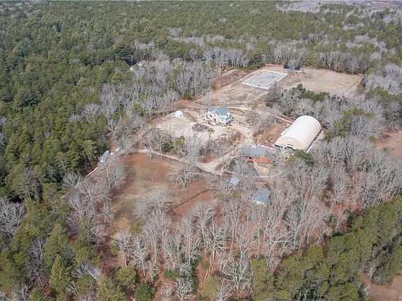 2nd image of 224 Greenhouse Rd