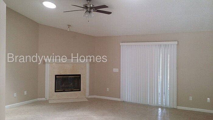 2nd image of 7226 Glendyne Dr N