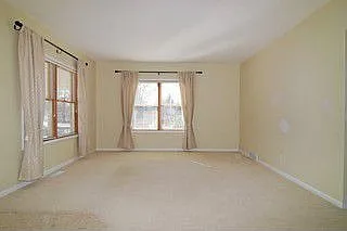 5810 Blackstone Ave photo 1