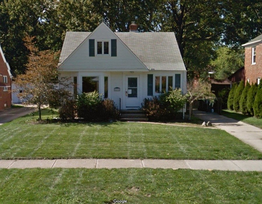 1st image of 4274 W 215th St