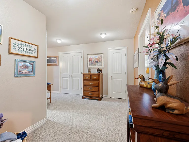 2720 Oates Dr — Photo 63