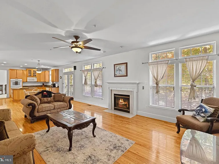 8008 Dorado Ter — Photo 19