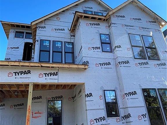 2nd image of 3012 Wesley Ave