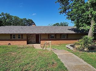 440 Wildwood Ln, Burleson, TX 76028